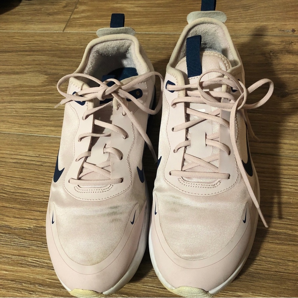 Nike Women’s Air Max Dia Pink Blue Sneakers size 7